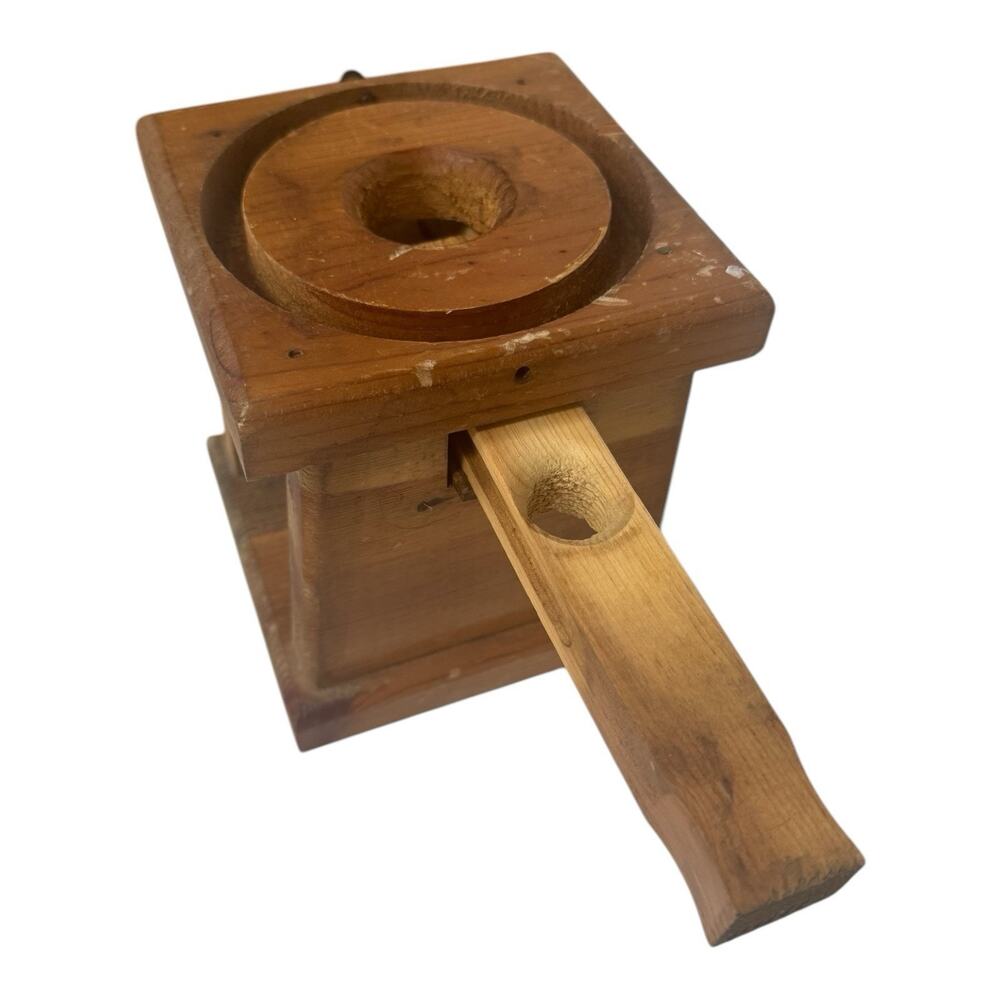 Vintage Knock On Wood Core Wood Gumball Machine Made in USA - Picture 8 of 10